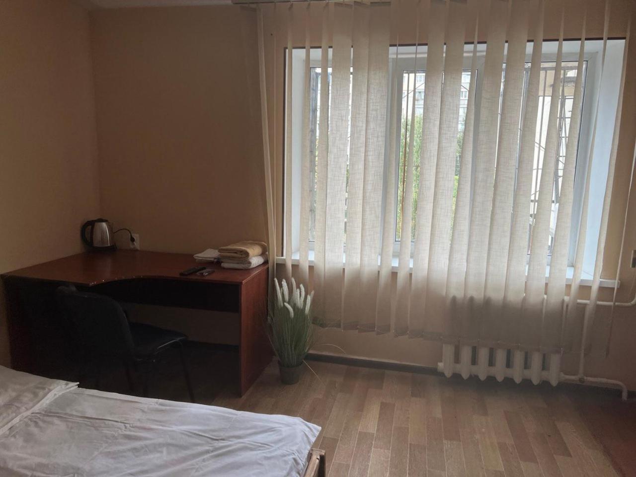Hostel Krone Gok Zatishok Kiev Ngoại thất bức ảnh